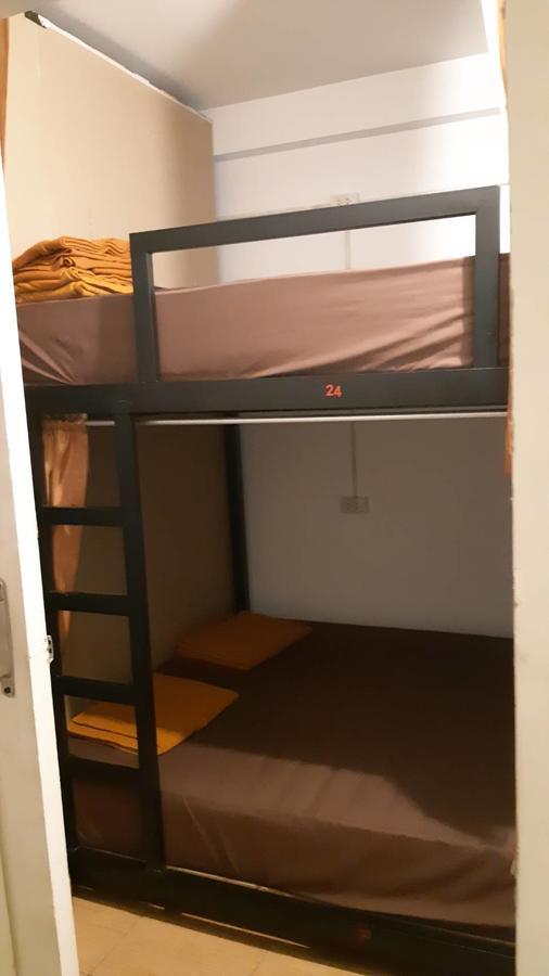 Vr Hostel Khaosan Bangkok Exterior photo