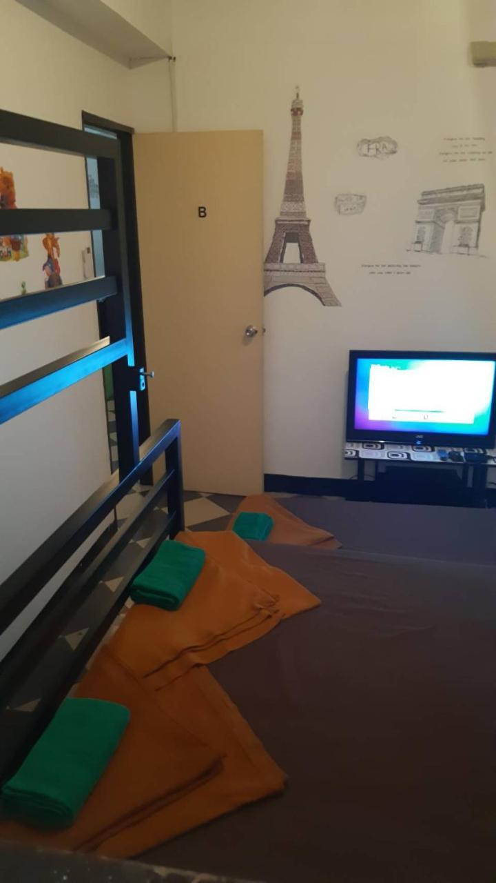 Vr Hostel Khaosan Bangkok Exterior photo
